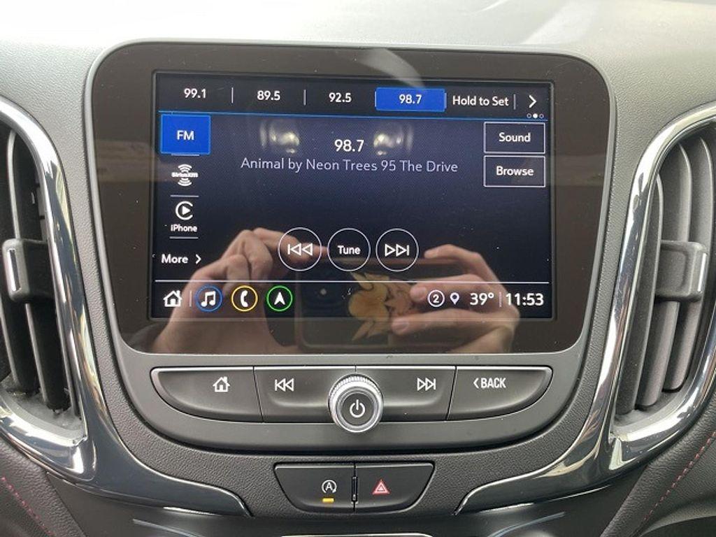 used 2022 Chevrolet Equinox car, priced at $24,980