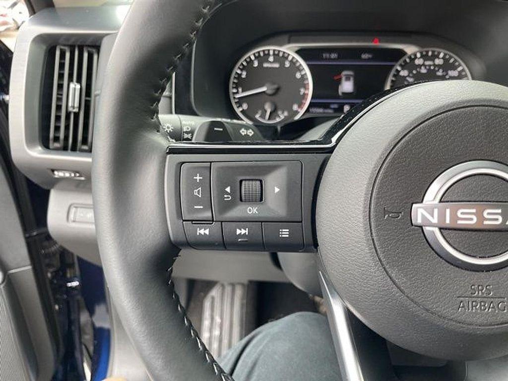 used 2025 Nissan Pathfinder car, priced at $37,890