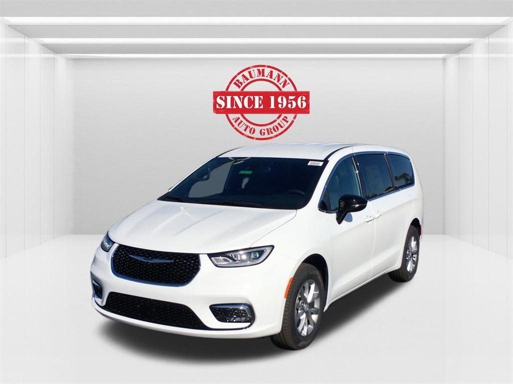 new 2026 Chrysler Pacifica car, priced at $44,635