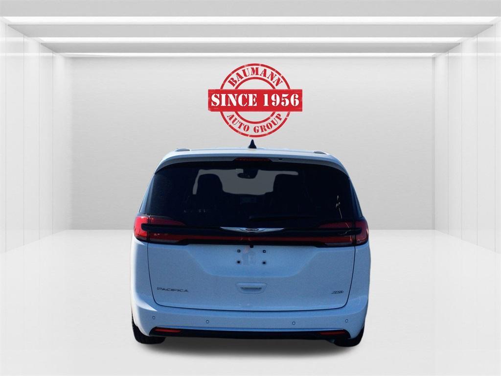 new 2026 Chrysler Pacifica car, priced at $44,635
