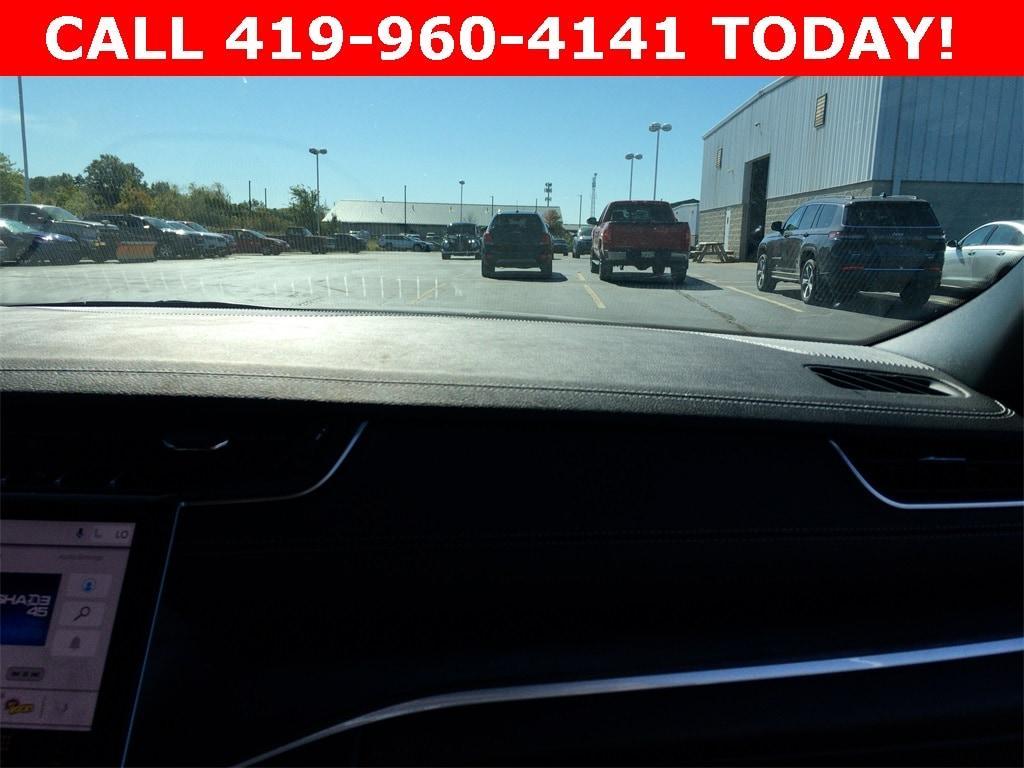 new 2025 Jeep Grand Cherokee car, priced at $50,885