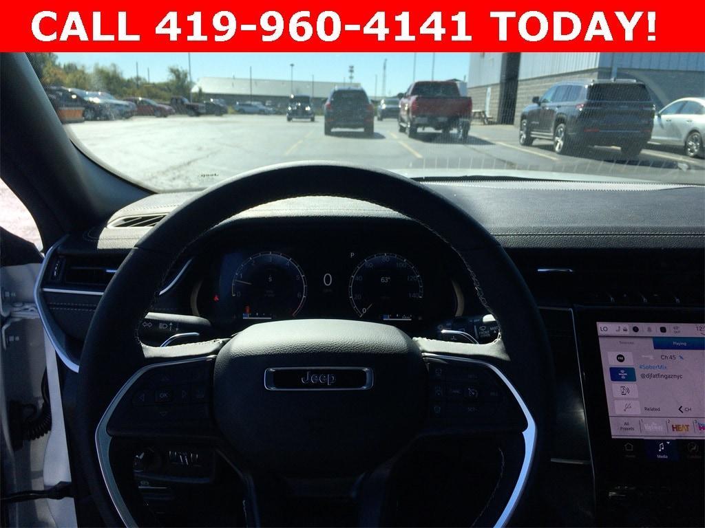 new 2025 Jeep Grand Cherokee car, priced at $50,885