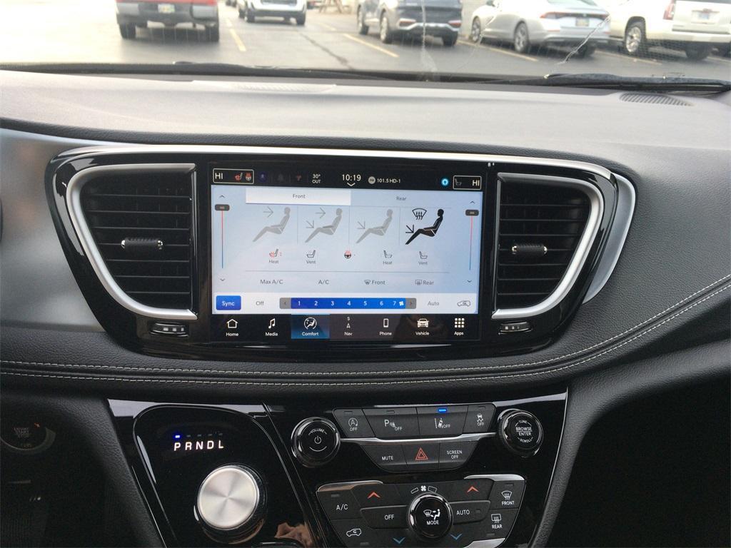 new 2026 Chrysler Pacifica car, priced at $54,270