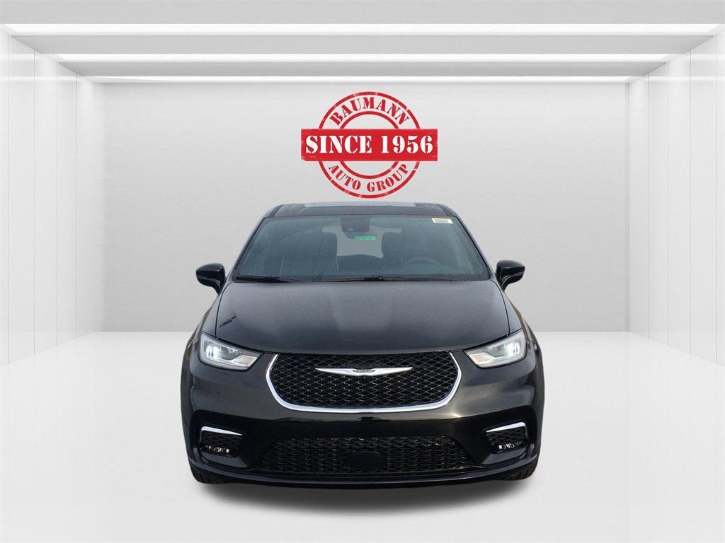 new 2026 Chrysler Pacifica car, priced at $54,270