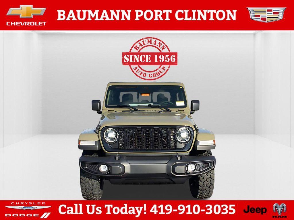 new 2026 Jeep Gladiator car, priced at $51,305