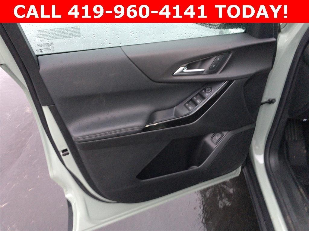 new 2026 Chevrolet Equinox car, priced at $35,100