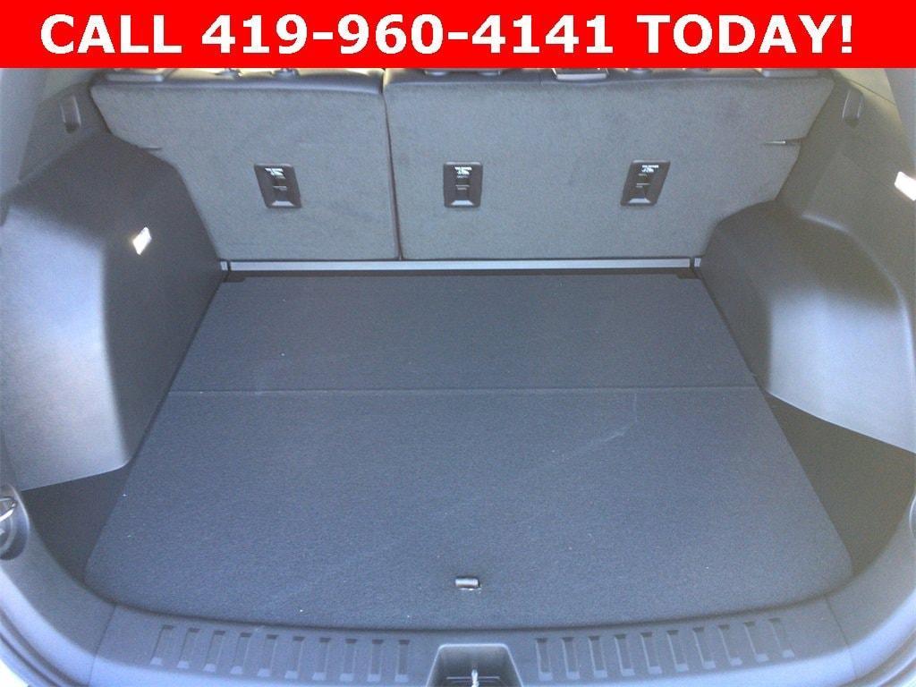 new 2026 Chevrolet Equinox car, priced at $35,305