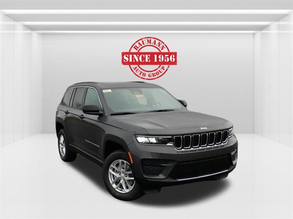 new 2025 Jeep Grand Cherokee car, priced at $41,920
