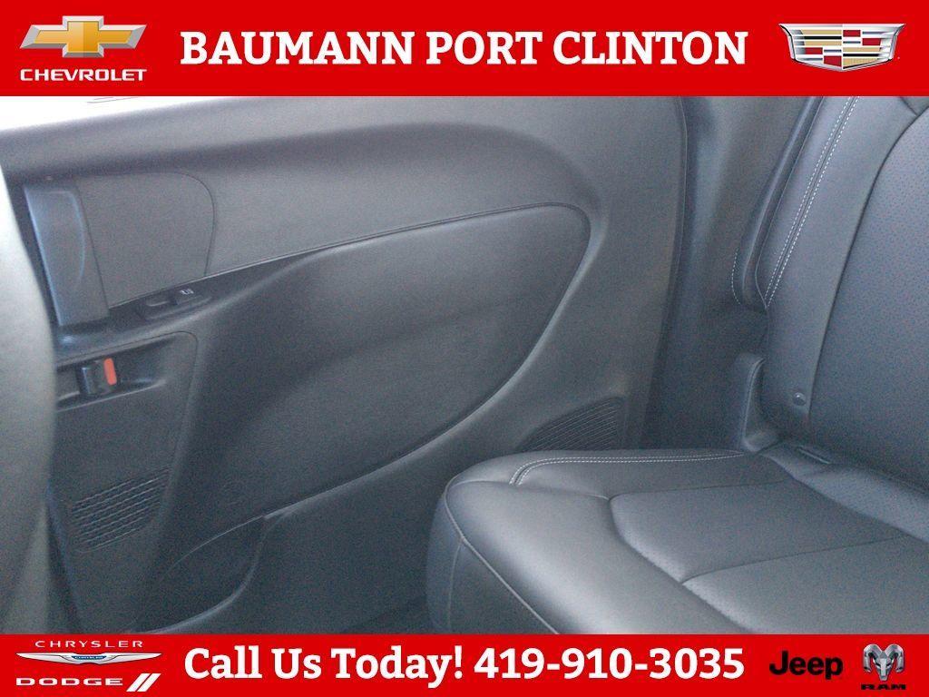 new 2026 Chrysler Pacifica car, priced at $43,565