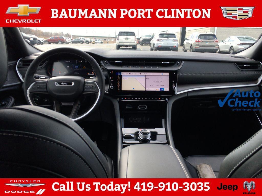 new 2026 Jeep Grand Cherokee car, priced at $49,075