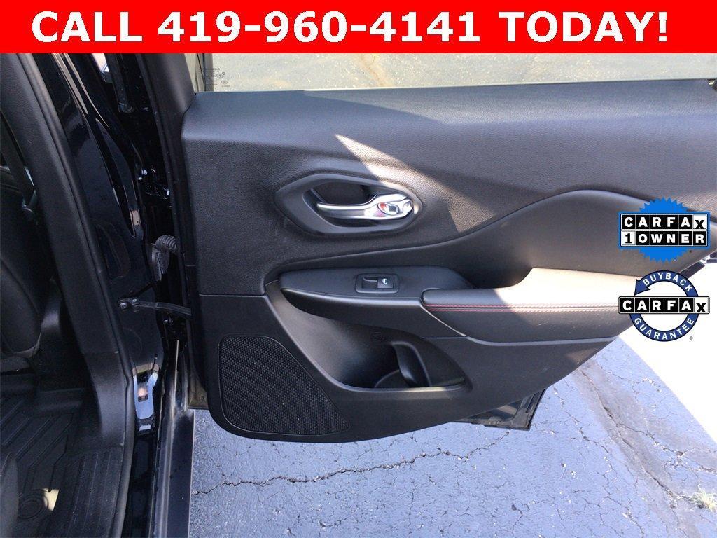 used 2021 Jeep Cherokee car, priced at $19,990