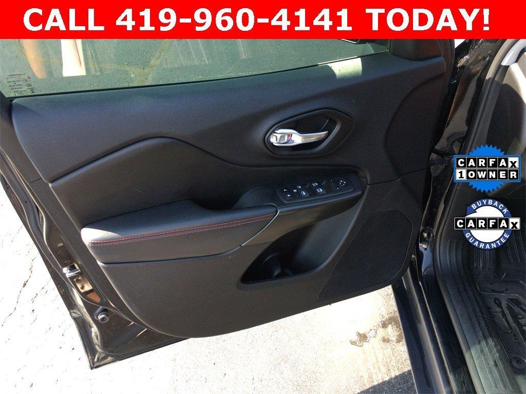 used 2021 Jeep Cherokee car, priced at $19,990