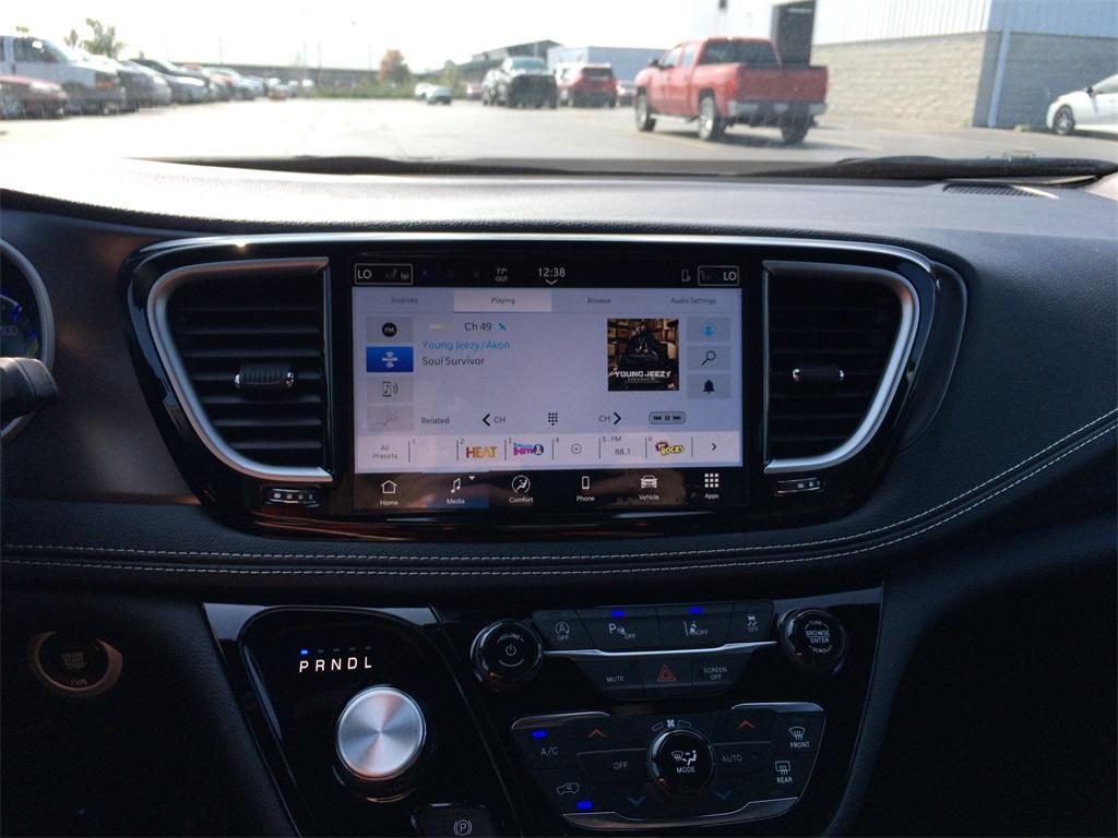 new 2026 Chrysler Pacifica car, priced at $43,565