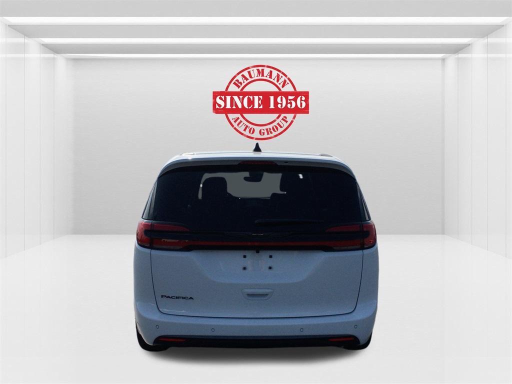 new 2026 Chrysler Pacifica car, priced at $43,565