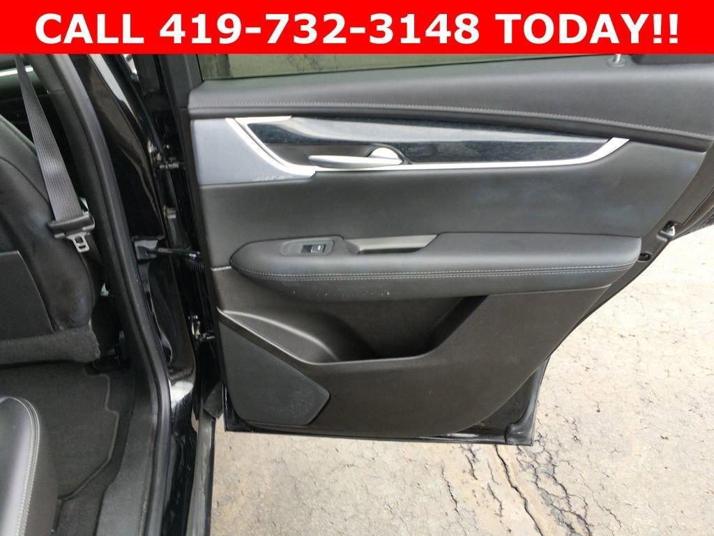 used 2025 Cadillac XT5 car, priced at $42,759