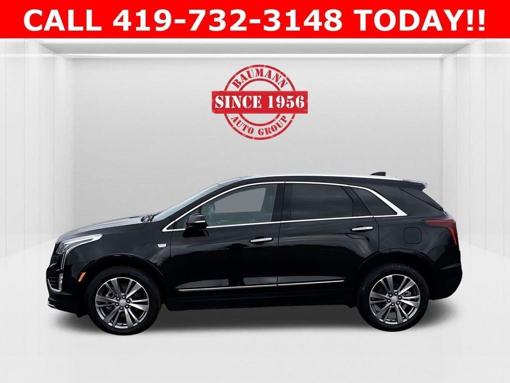 used 2025 Cadillac XT5 car, priced at $42,759