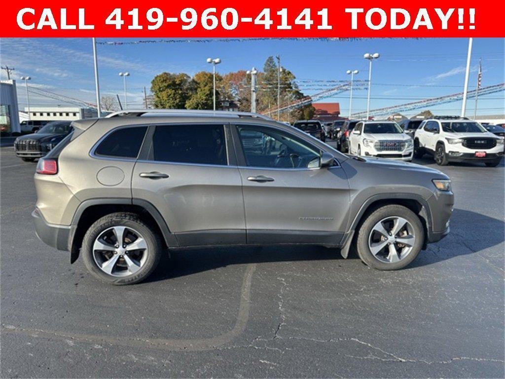 used 2019 Jeep Cherokee car, priced at $17,200