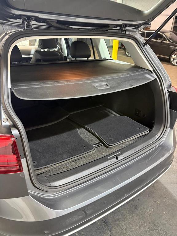 used 2017 Volkswagen Golf Alltrack car, priced at $13,995