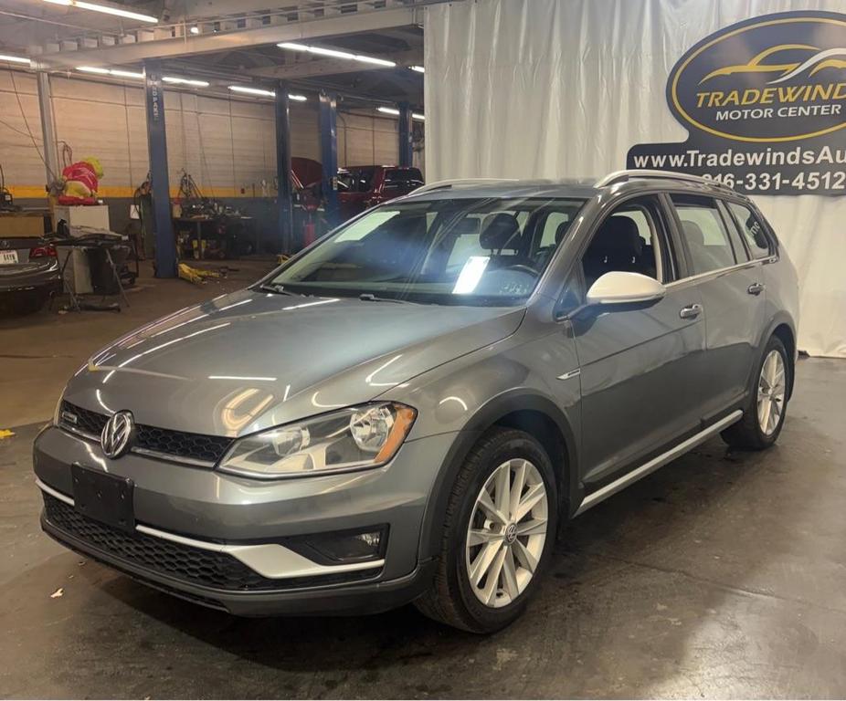 used 2017 Volkswagen Golf Alltrack car, priced at $13,995