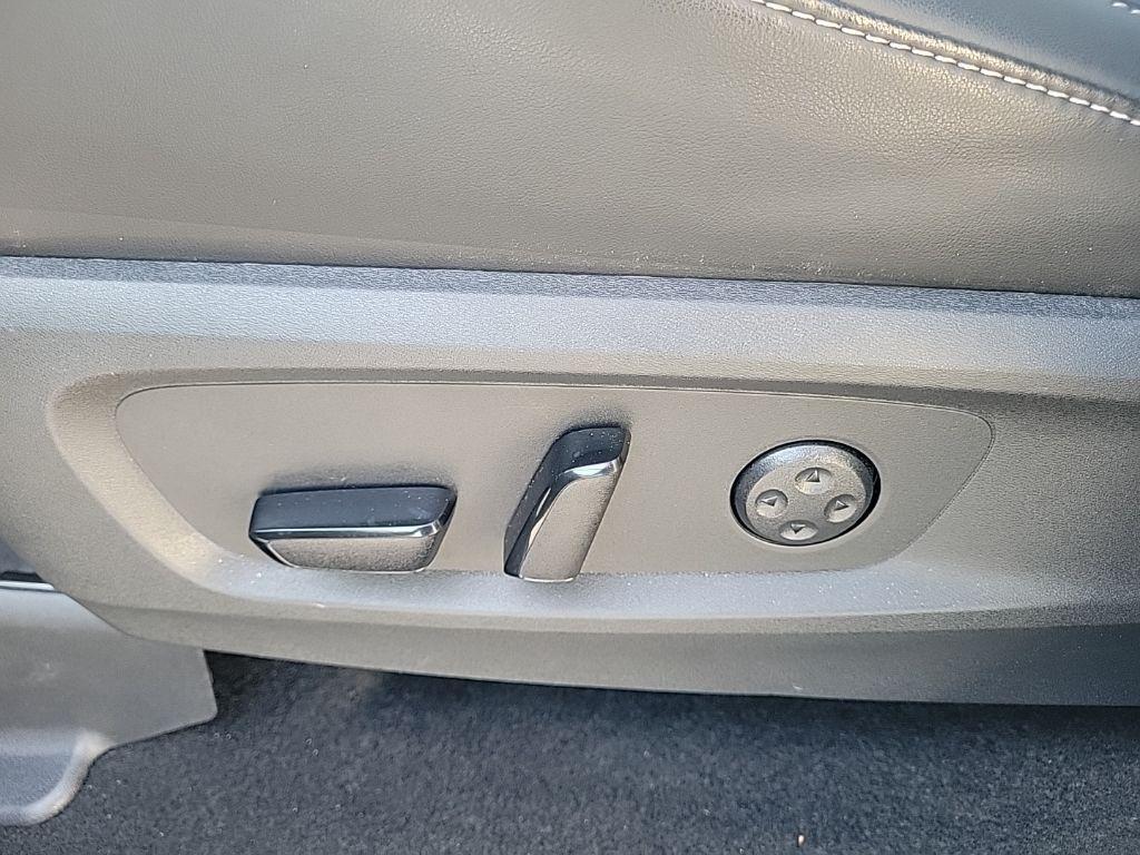 used 2026 INFINITI QX60 car, priced at $51,495