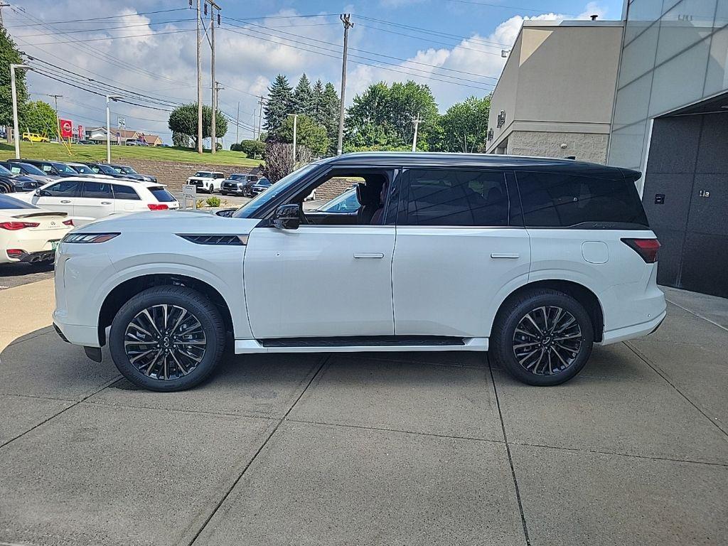 new 2027 INFINITI QX80 car, priced at $117,310