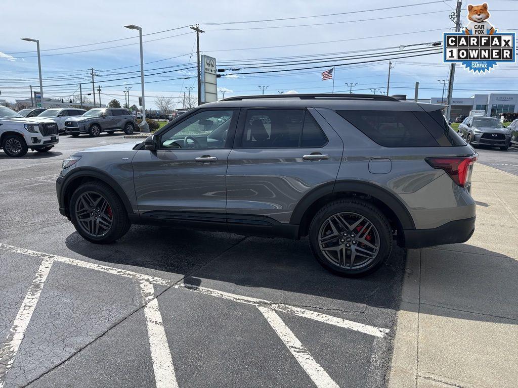 used 2025 Ford Explorer car, priced at $40,670