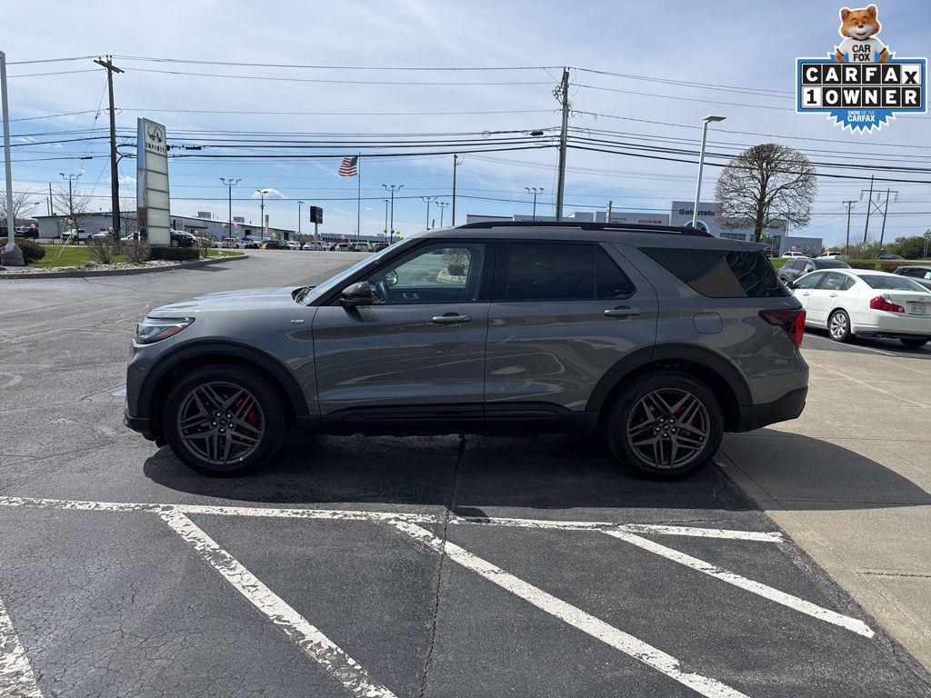 used 2025 Ford Explorer car, priced at $40,670