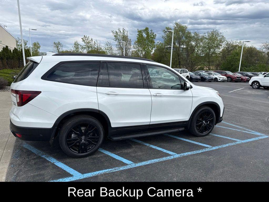 used 2022 Honda Pilot car, priced at $37,170
