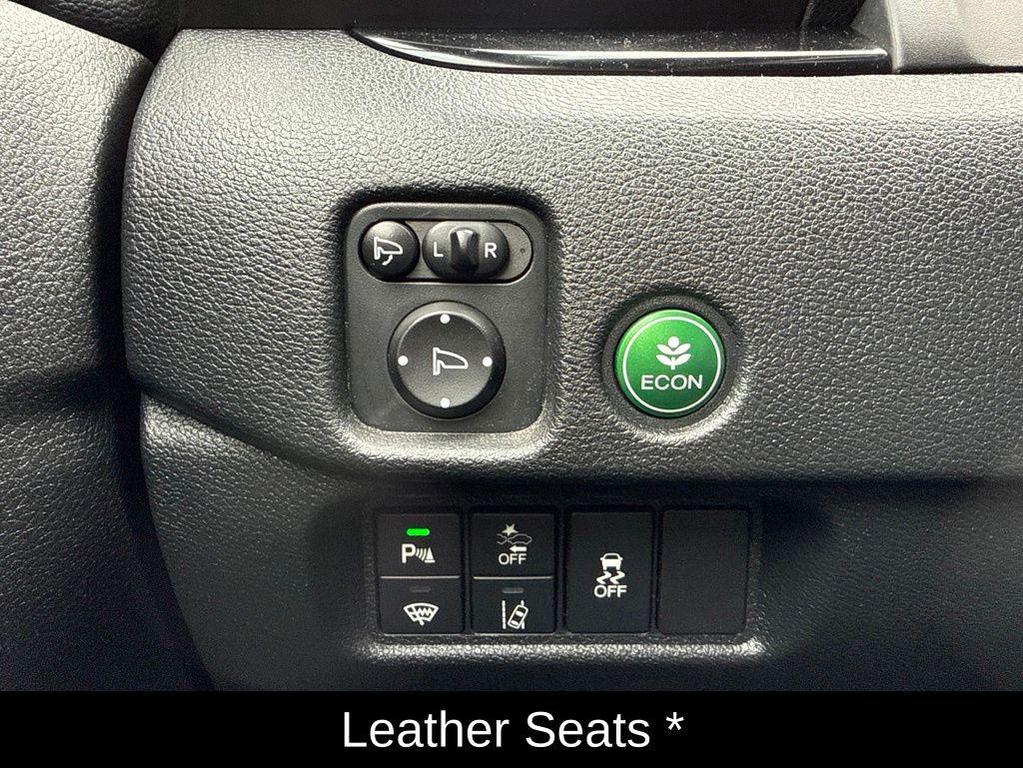 used 2022 Honda Pilot car, priced at $37,170