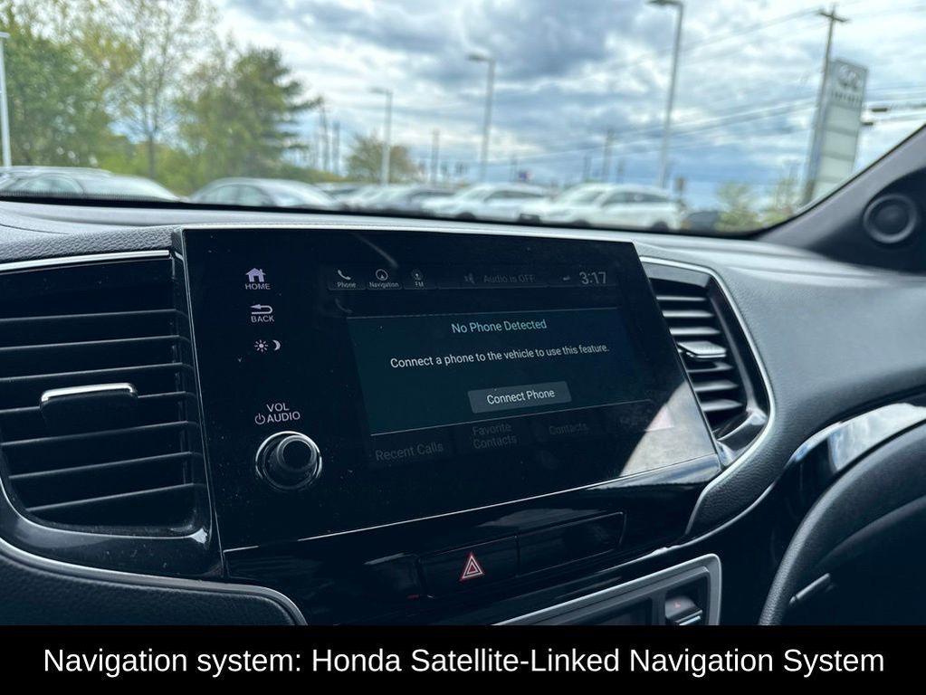 used 2022 Honda Pilot car, priced at $37,170