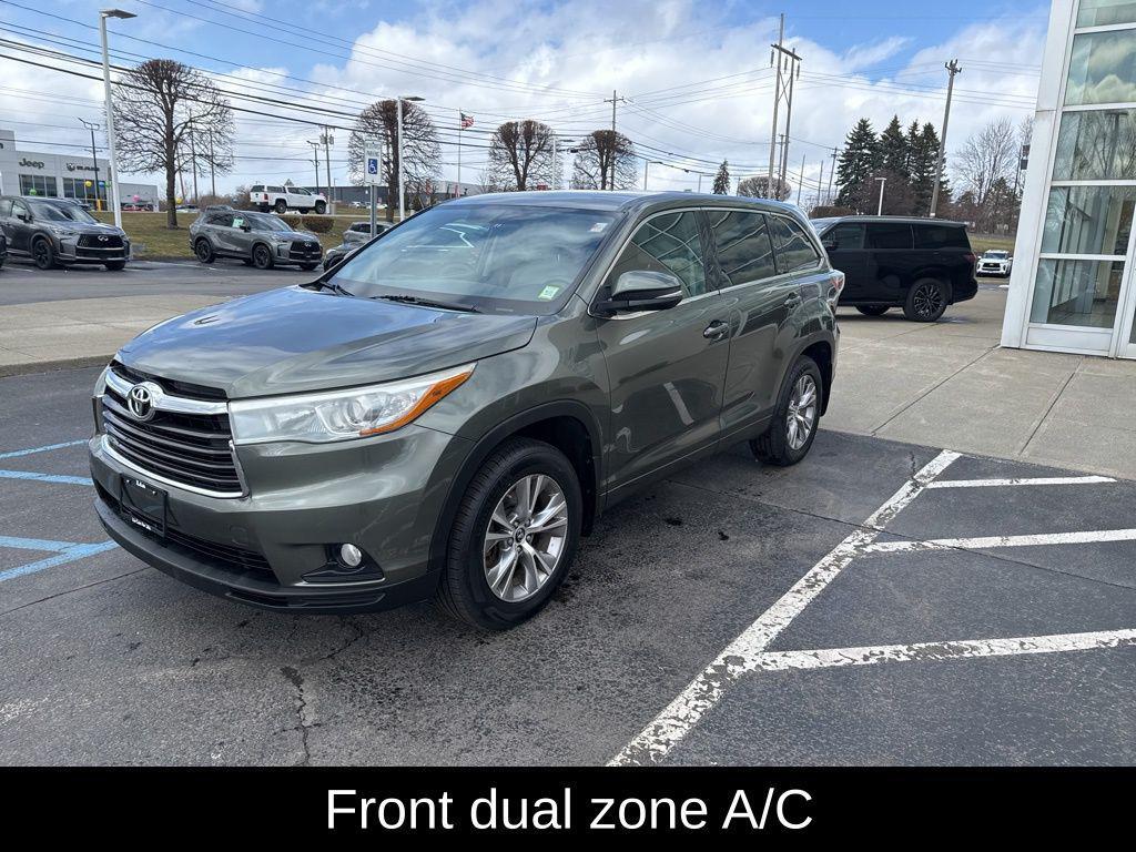 used 2016 Toyota Highlander car, priced at $18,995