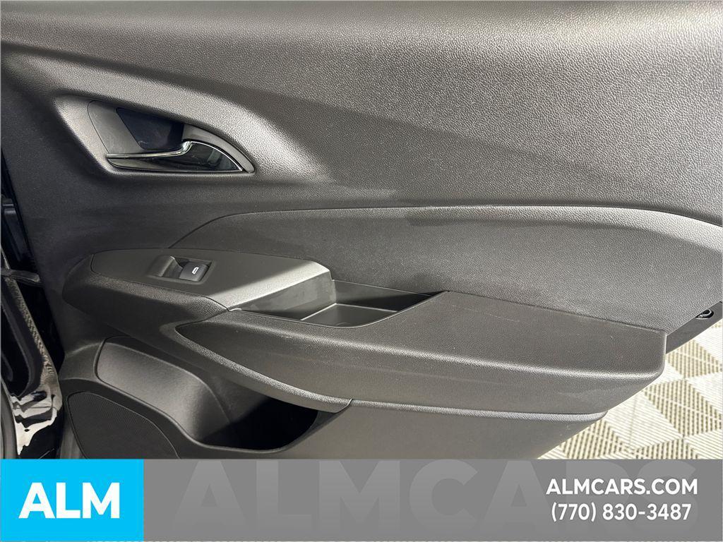 used 2025 Chevrolet Trax car, priced at $19,220