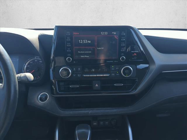 used 2021 Toyota Highlander car, priced at $25,991