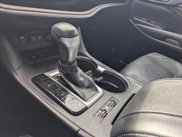 used 2018 Toyota Highlander car, priced at $23,495