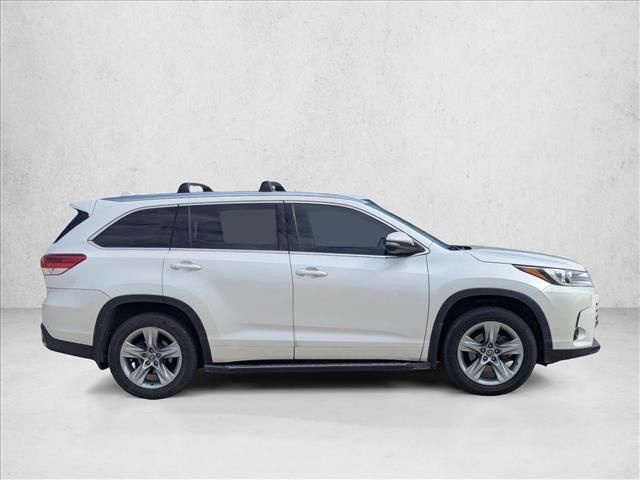 used 2018 Toyota Highlander car, priced at $23,495