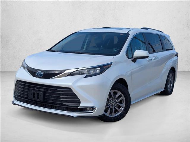 used 2024 Toyota Sienna car, priced at $38,995