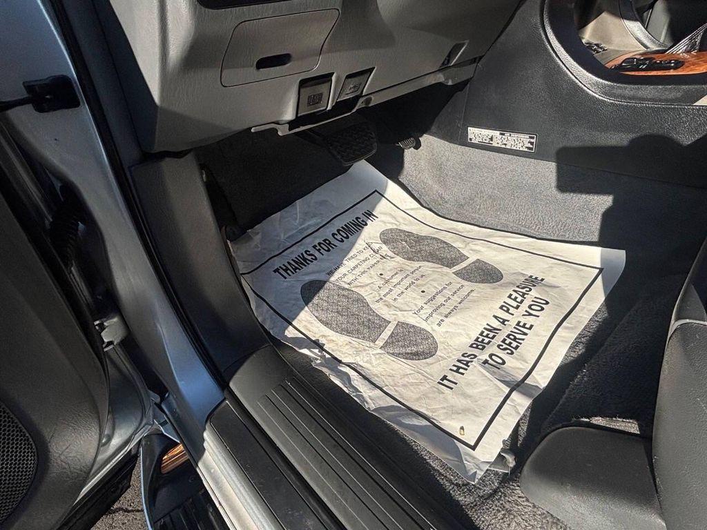 used 2006 Lexus GX 470 car, priced at $12,900