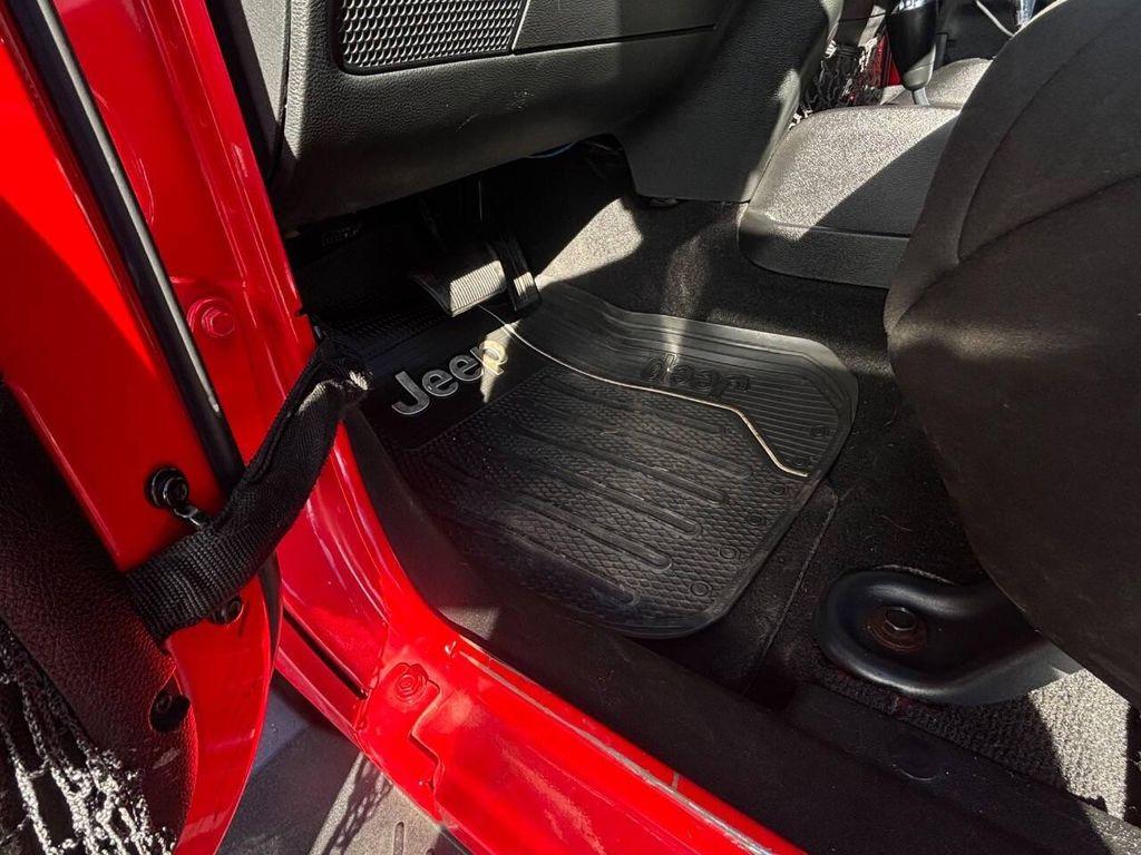 used 2015 Jeep Wrangler Unlimited car, priced at $16,800