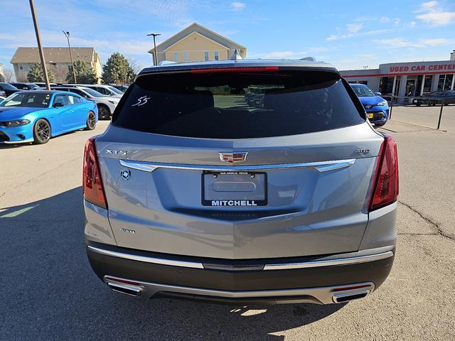 used 2025 Cadillac XT5 car, priced at $40,260