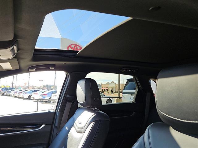 used 2025 Cadillac XT5 car, priced at $40,260