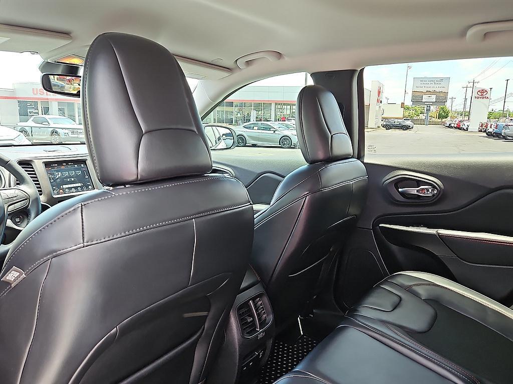 used 2020 Jeep Cherokee car, priced at $23,296