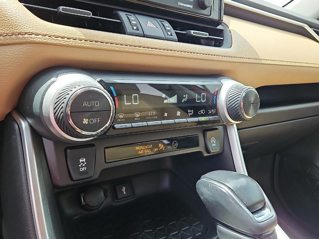 used 2020 Toyota RAV4 car, priced at $27,141