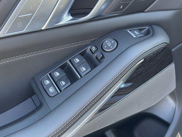 new 2026 BMW X7 car, priced at $102,600