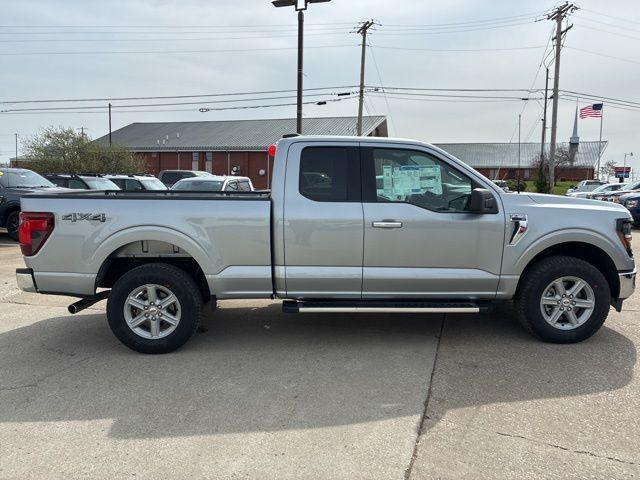 new 2025 Ford F-150 car, priced at $42,392