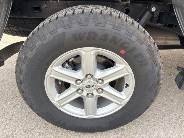 new 2025 Ford F-150 car, priced at $42,392