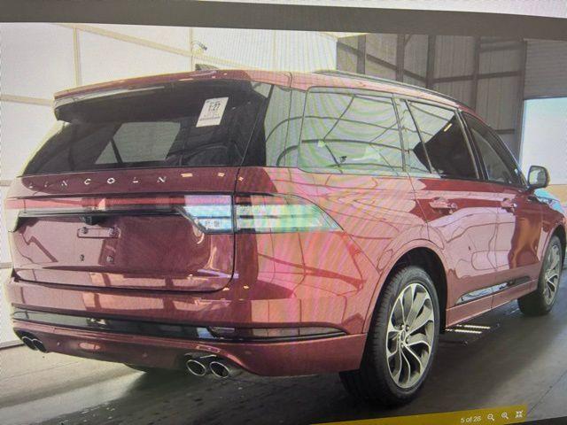 used 2025 Lincoln Aviator car, priced at $52,776