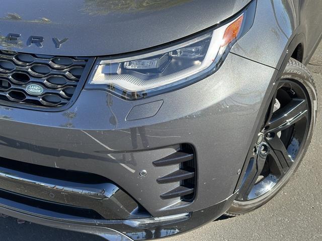 used 2025 Land Rover Discovery car, priced at $63,936