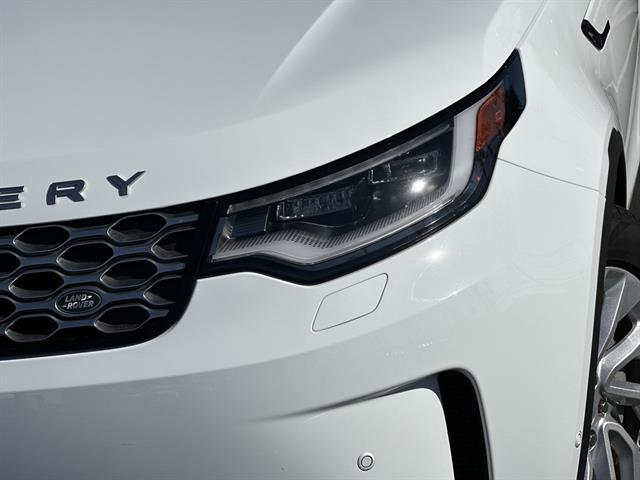 used 2025 Land Rover Discovery car, priced at $58,985