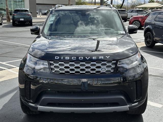 new 2026 Land Rover Discovery car, priced at $69,986