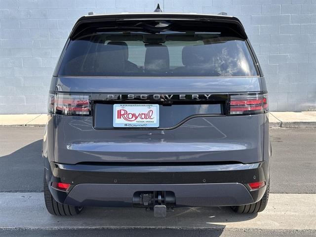 new 2025 Land Rover Discovery car, priced at $82,078